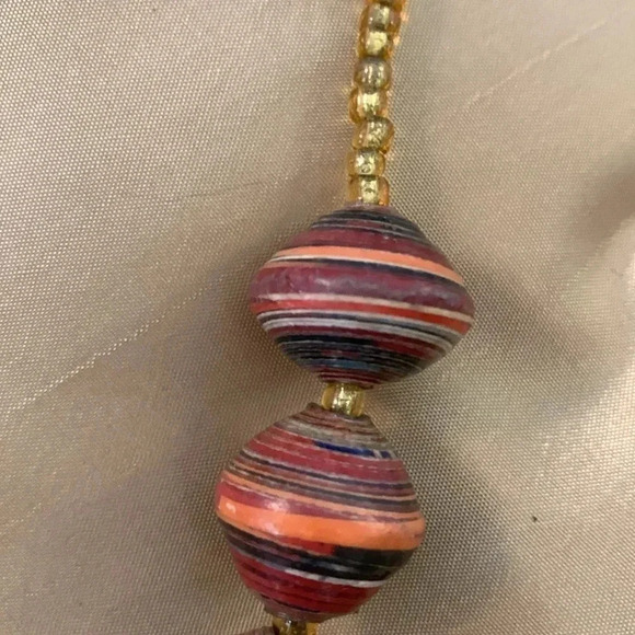 Bead  for Life - necklace made in Uganda - Picture 2 of 6